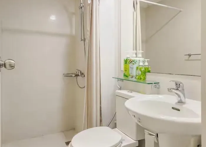 Greggy 2bhk At Azure Urban Residences Paranaque 公寓 *