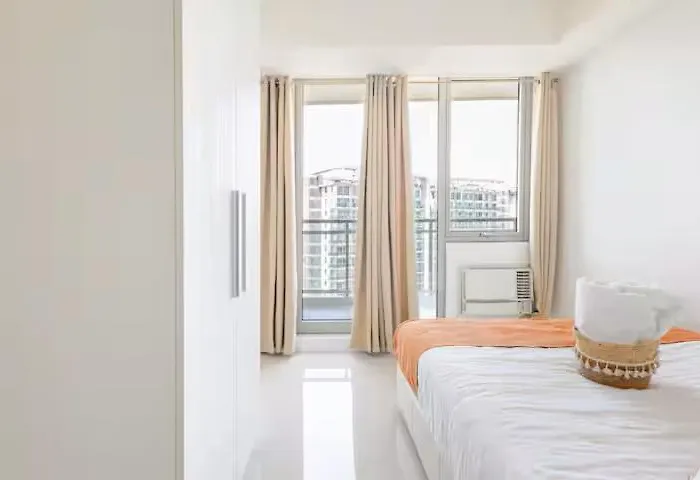 Greggy 2bhk At Azure Urban Residences Paranaque *